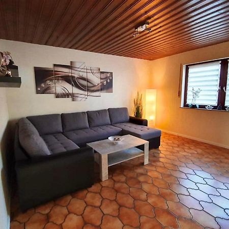 Apartments Rhona III Und IV Neunkirchen City Екстер'єр фото