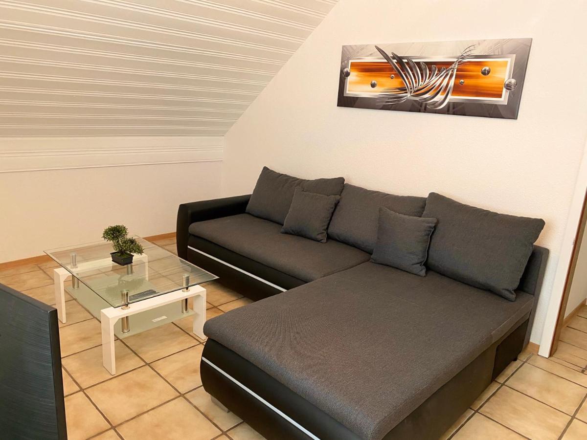 Apartments Rhona III Und IV Neunkirchen City Екстер'єр фото