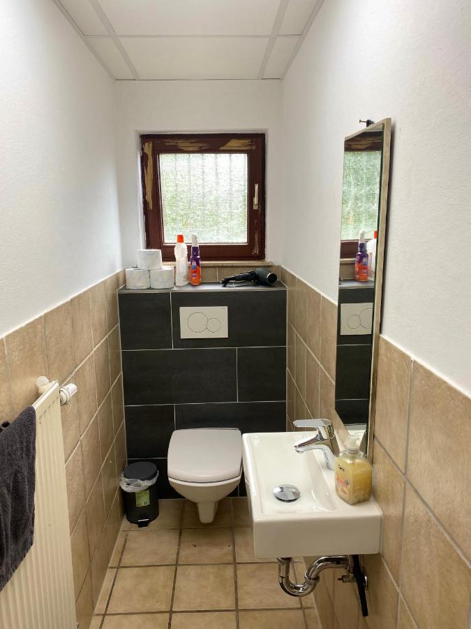 Apartments Rhona III Und IV Neunkirchen City Екстер'єр фото