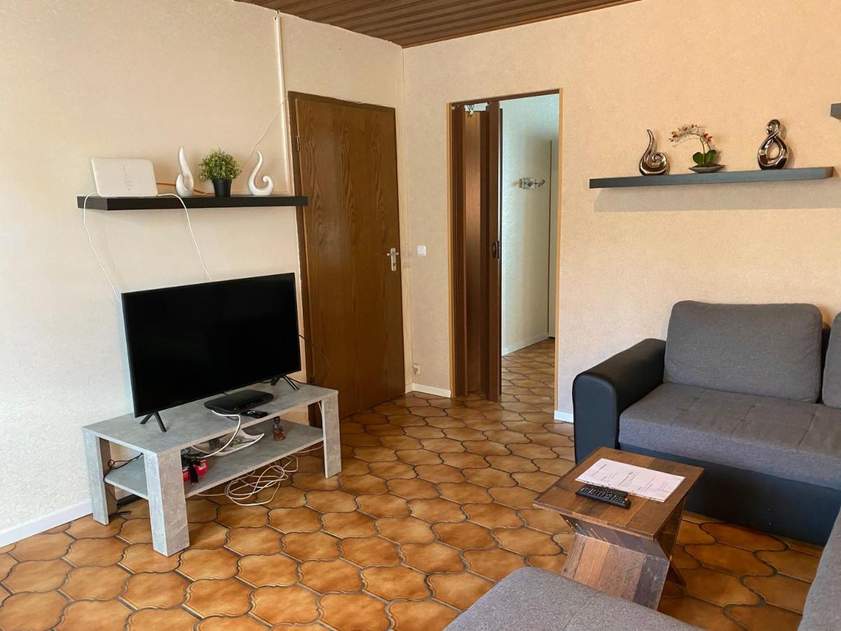 Apartments Rhona III Und IV Neunkirchen City Екстер'єр фото