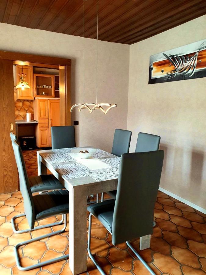 Apartments Rhona III Und IV Neunkirchen City Екстер'єр фото