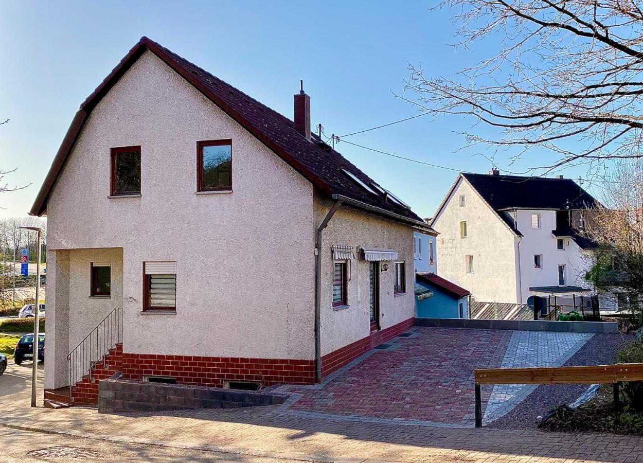 Apartments Rhona III Und IV Neunkirchen City Екстер'єр фото
